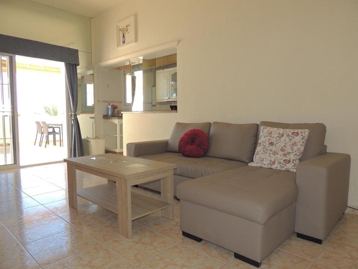Ole Playa 5A Beach Front - A Pie De Playa, Sea Views - Vistas Al Mar, Puerto Marina Бенальмадена Экстерьер фото
