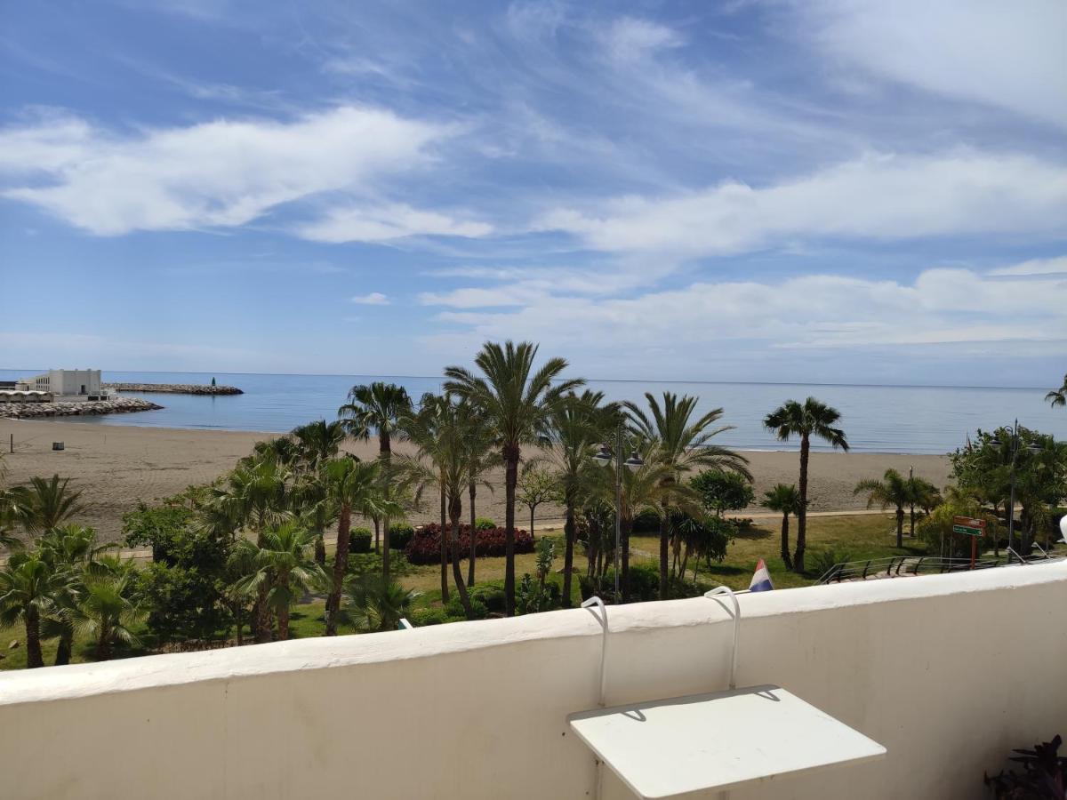 Ole Playa 5A Beach Front - A Pie De Playa, Sea Views - Vistas Al Mar, Puerto Marina Бенальмадена Экстерьер фото